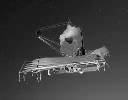 Description de l'image par IA : Télescope spatial JWST avec miroir et panneaux thermiques.