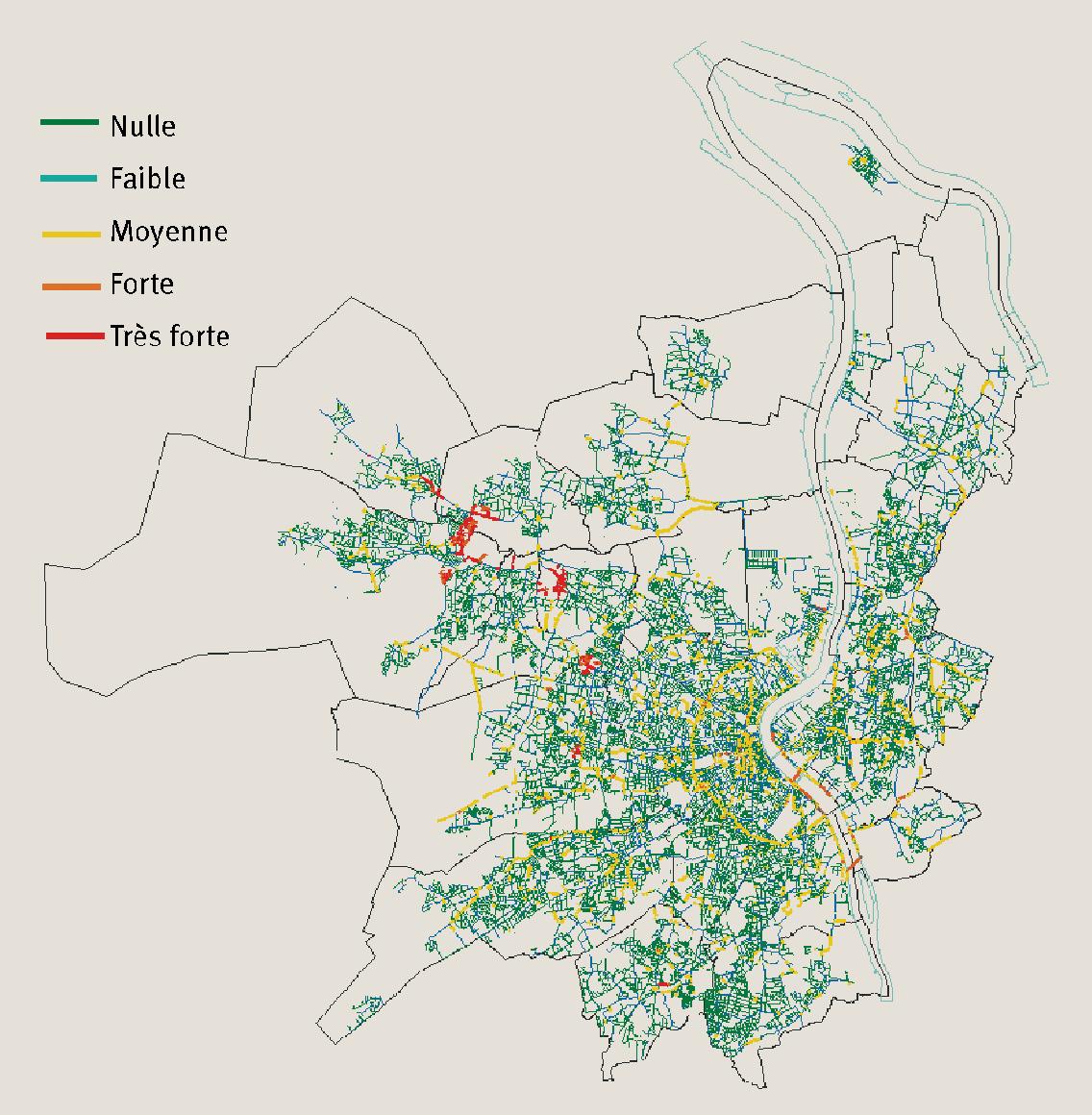 Description de l'image par IA : Carte urbaine avec routes codées par couleurs indiquant différents niveaux de sensibilité du réseau d’assainissement.